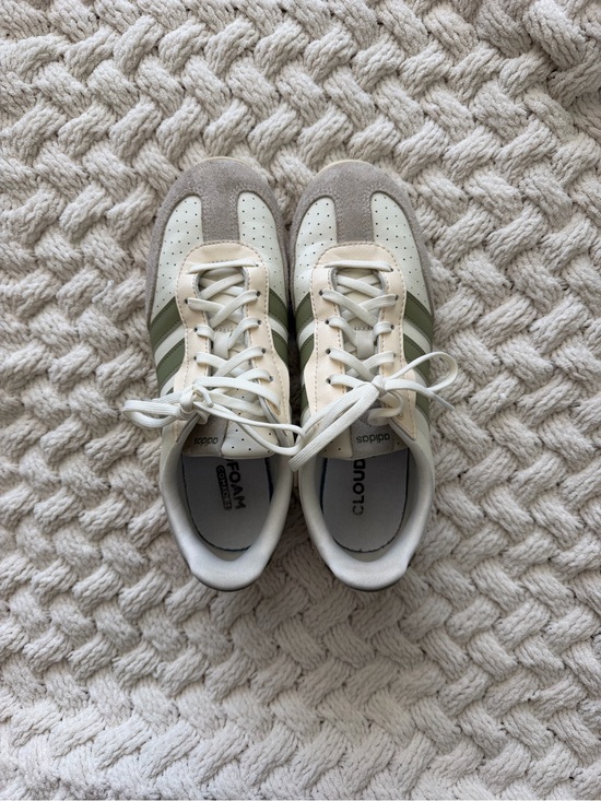 adidas Shoes - adidas Cream and Olive Green Retro Trainers